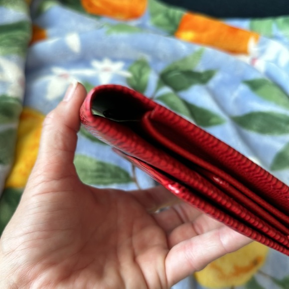 LOUIS VUITTON ❤️EPI Red Tri-fold Leather NEW/Unused Flawless Authentic Vintage - Picture 13 of 16